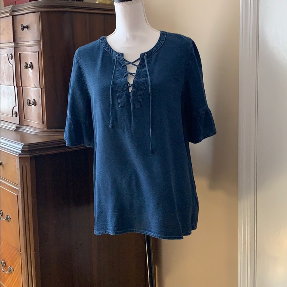 Flutter sleeve tunic top